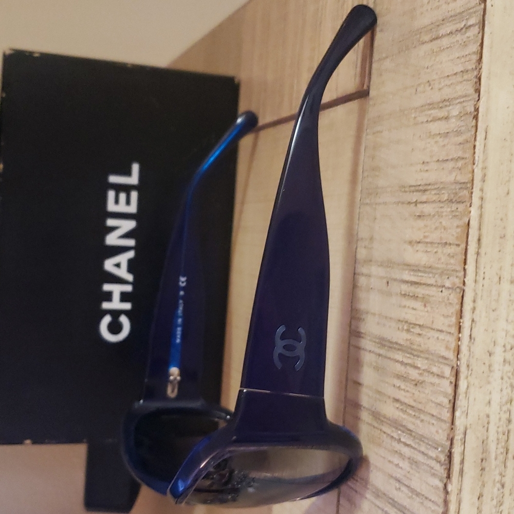 NWT⭐AUTHENTIC CHANEL⭐ Blue Jackie O style STUNNING SOPHISTICATED Sunglasses. - Picture 7 of 16